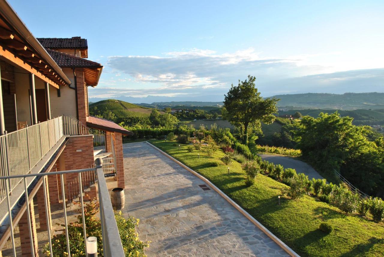 Casa Castella - Adults Only - Langhe Vila Diano dʼAlba Exterior foto