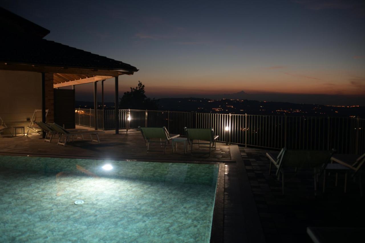 Casa Castella - Adults Only - Langhe Vila Diano dʼAlba Exterior foto