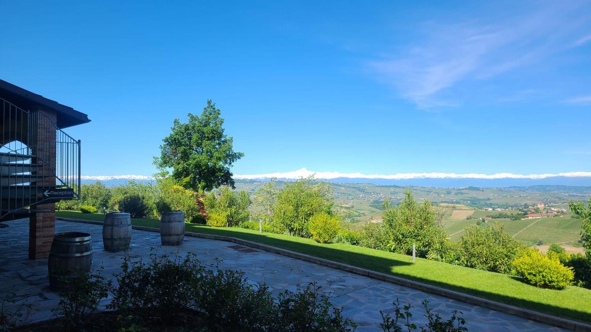 Casa Castella - Adults Only - Langhe Vila Diano dʼAlba Exterior foto