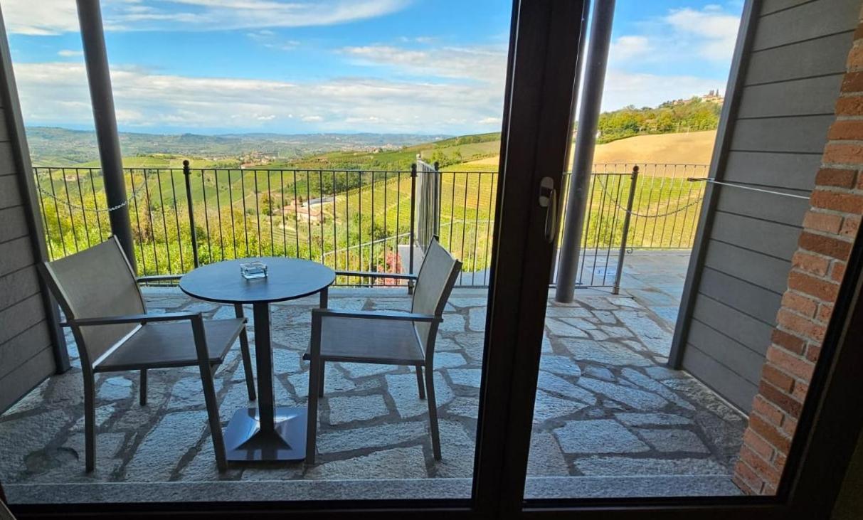 Casa Castella - Adults Only - Langhe Vila Diano dʼAlba Exterior foto