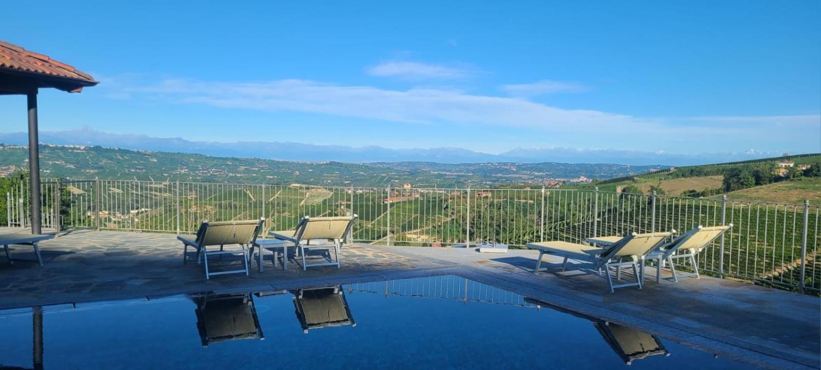 Casa Castella - Adults Only - Langhe Vila Diano dʼAlba Exterior foto